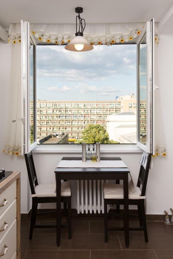 Central Luxury Flat With Terrace - Adela Accommodation - Ideal For Long Stays 布加勒斯特 外观 照片