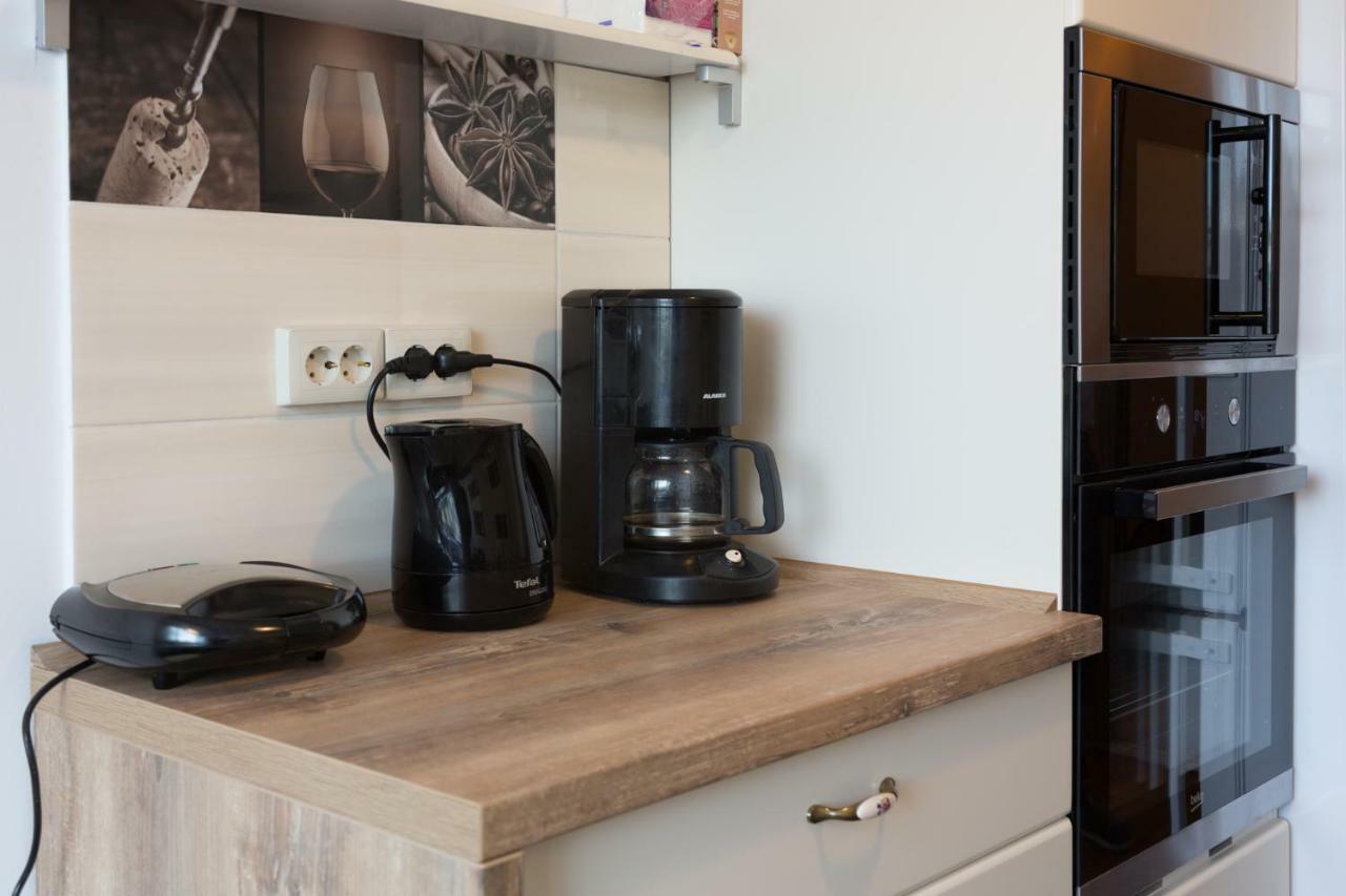 Central Luxury Flat With Terrace - Adela Accommodation - Ideal For Long Stays 布加勒斯特 外观 照片