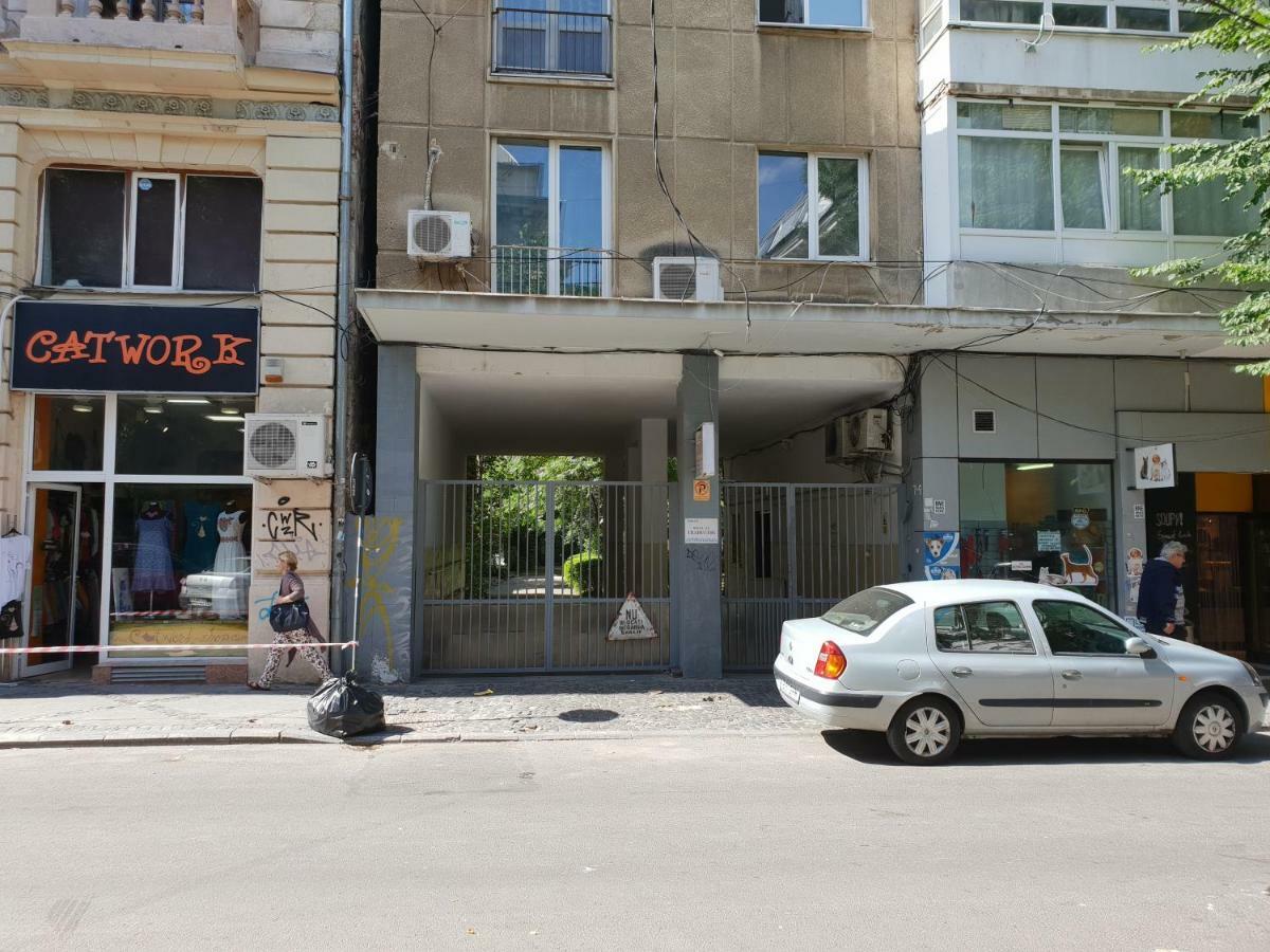 Central Luxury Flat With Terrace - Adela Accommodation - Ideal For Long Stays 布加勒斯特 外观 照片
